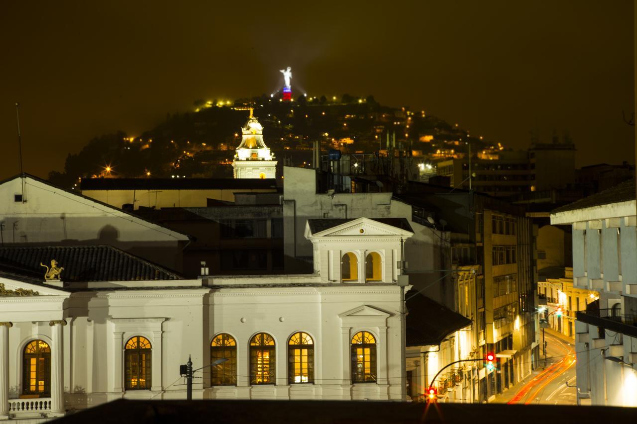 Hotel Plaza del Teatro Quito Exterior foto